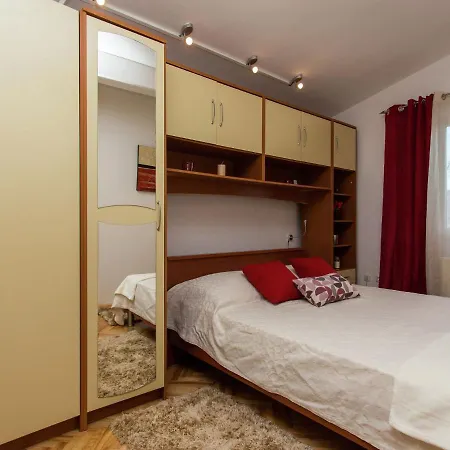 Villa Poolincluded Villa Neoric Muc